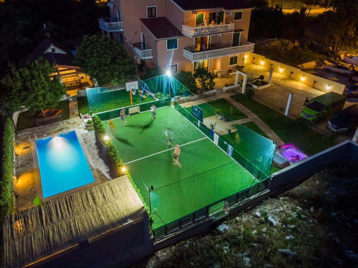 Apartments Mirko Seget Vranjica Eksteriør bilde