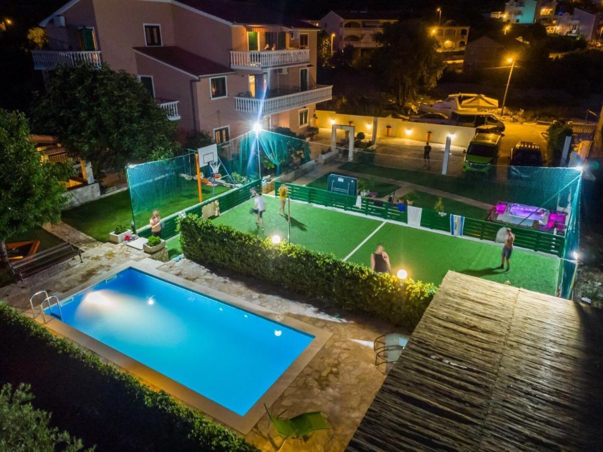 Apartments Mirko Seget Vranjica Eksteriør bilde